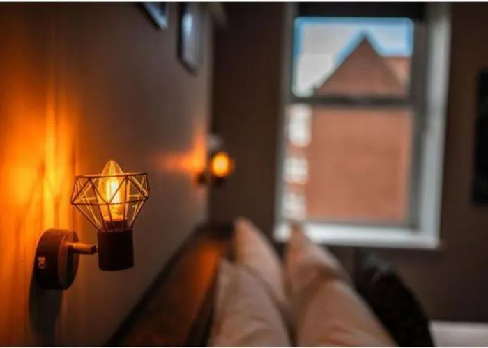 Bright And Cosy 2-Br House With Captivating Cathedral Views