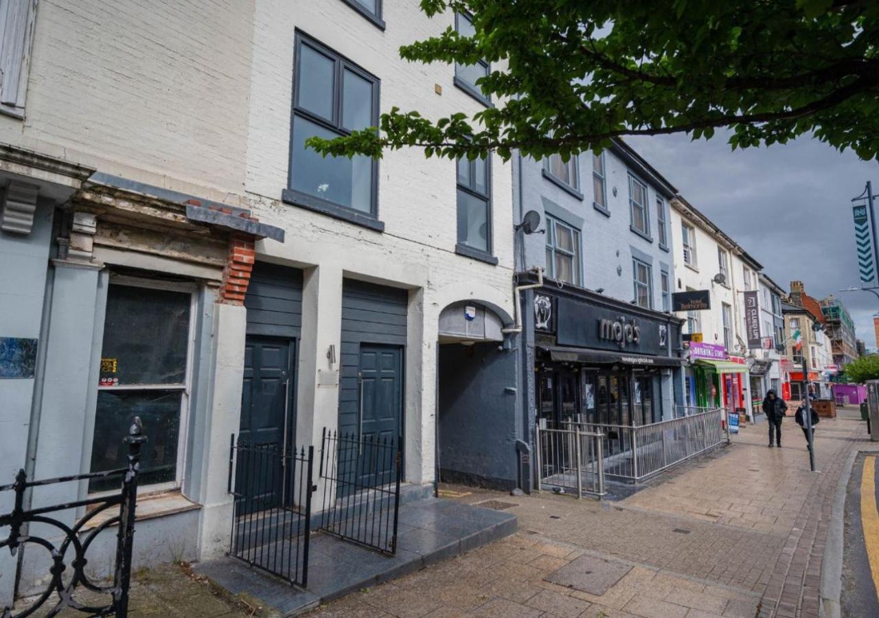 Bright And Cosy 2-br House With Captivating Cathedral Views *